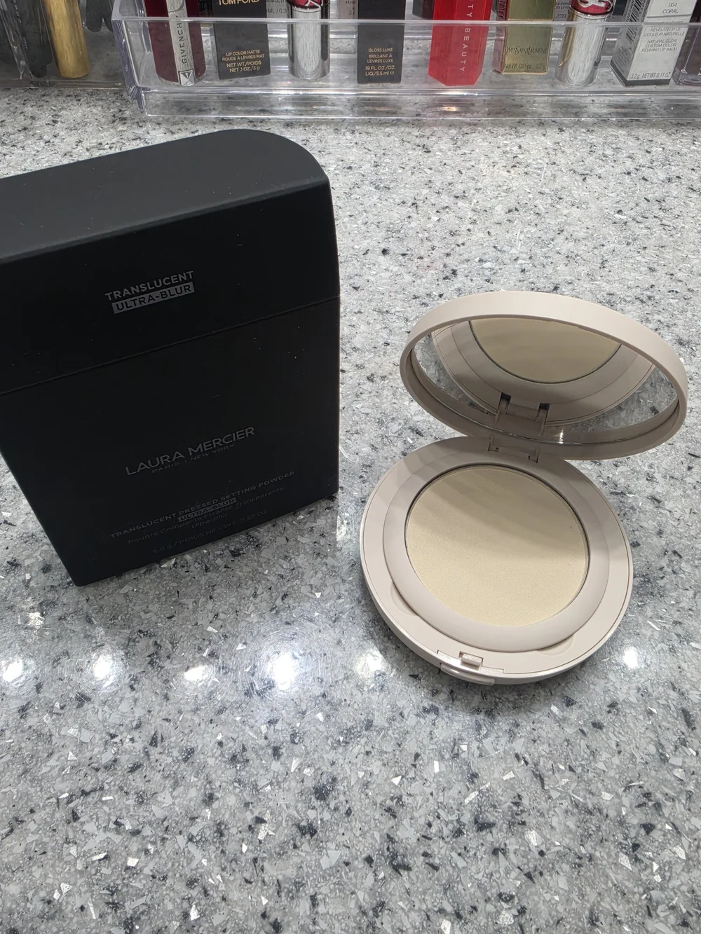 laura mercier Translucent Pressed Setting Powder — Cream Shade
